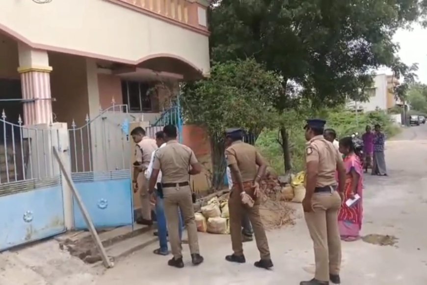 திருவெறும்பூர் அருகே வீட்டின் பூட்டை உடைத்து நகையை திருடி செல்லும்போது தனது உள்ளாடையை கழட்டி வீட்டின் கேட்டில் தொங்கவிட்டுச் சென்ற பலே திருடன்