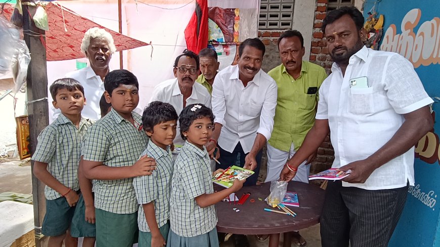 திருச்சி திருவானைக்கோவில் பகுதியில் மதிமுக பொதுச் செயலாளர் வைகோ பிறந்தநாளை பள்ளி குழந்தைகளுடன் கொண்டாடிய கவுன்சிலர்