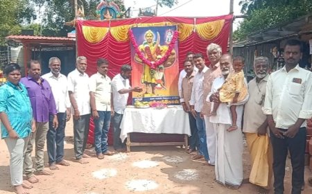 *திருச்சி திருவெறும்பூரில் மாவீரன் அழகுமுத்துக்கோன் 269 குருபூஜை விழாவை முன்னிட்டு அவரது திரு உருவப்படத்திற்கு மாலை அணிவித்து மரியாதை*