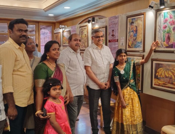 *திருச்சி டிசைன் ஓவியப்பள்ளி சார்பில் பள்ளி மாணவ, மாணவிகளின் கலைத் திறனை வெளிப்படுத்தும்  பதினாறாம் ஆண்டு “மேஜிக்கல் எக்ஸ்பிரசன்ஸ்–2026” ஓவியக் கண்காட்சி செப்டம்பர் 26, 27, 28 ஆகிய மூன்று நாட்கள் திருச்சி ரம்யாஸ் ஹோட்டலில்  துவங்கியது.*